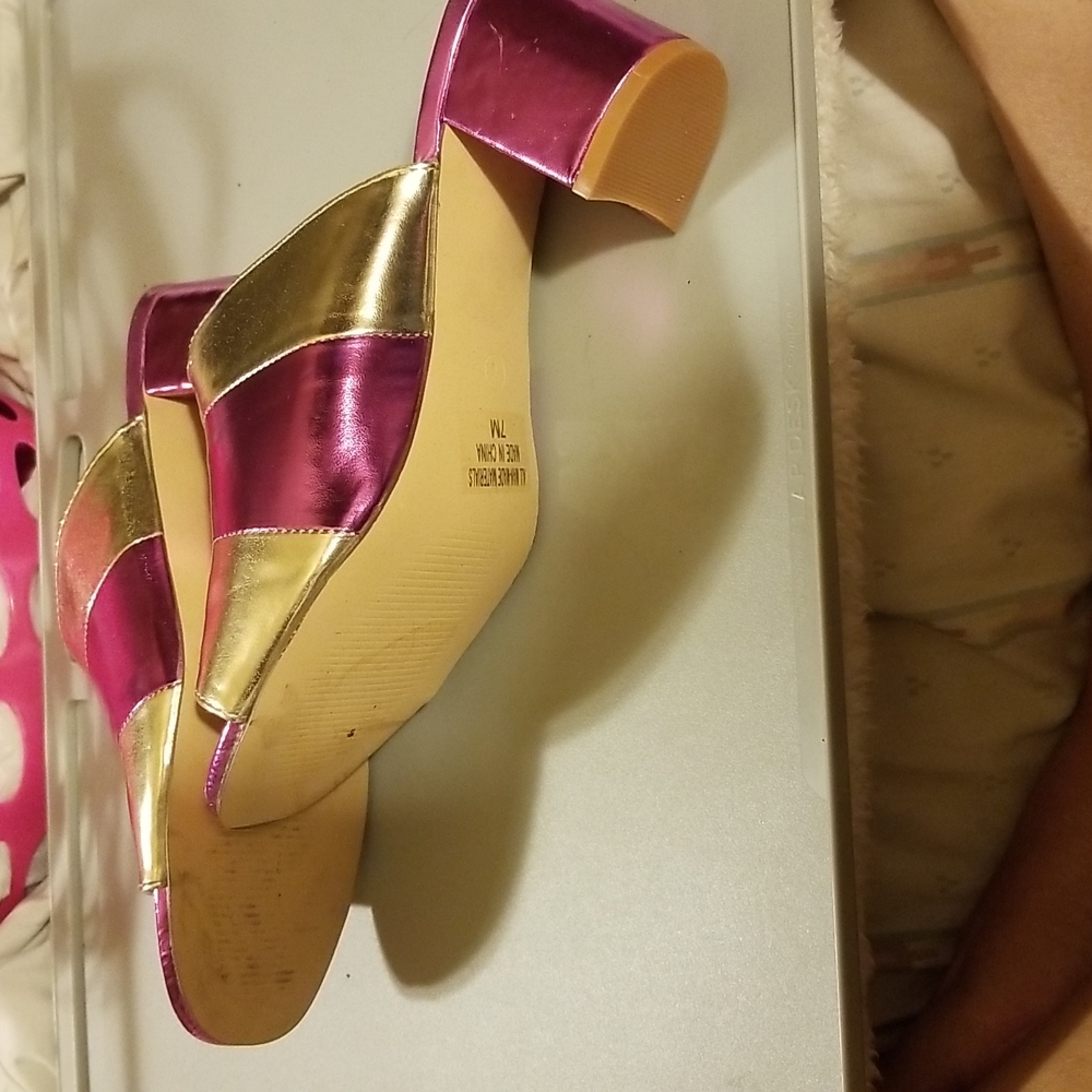 SANDALS/MULES - Picture 3 of 5